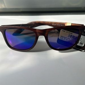 Panama Jack polarized woodgrain frame sunglasses